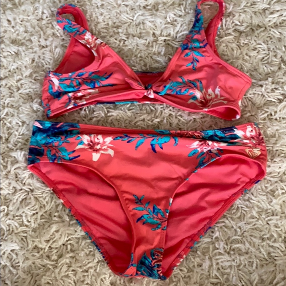 roxy bathing suit